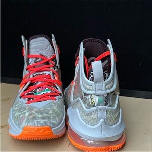 7Y Nike Lebron 19 ‘Fast Food’ Shoes